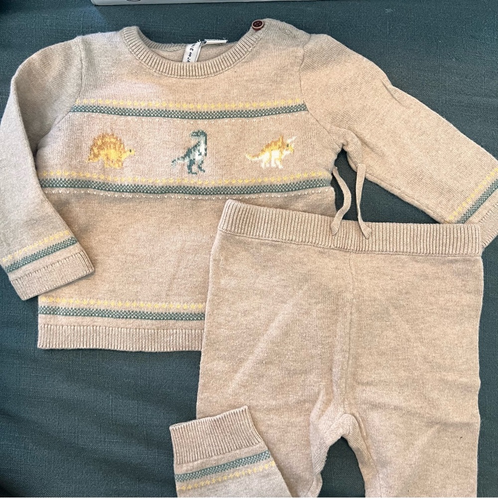 Janie and Jack Beige Knit Baby Set with Dinosaur Motif